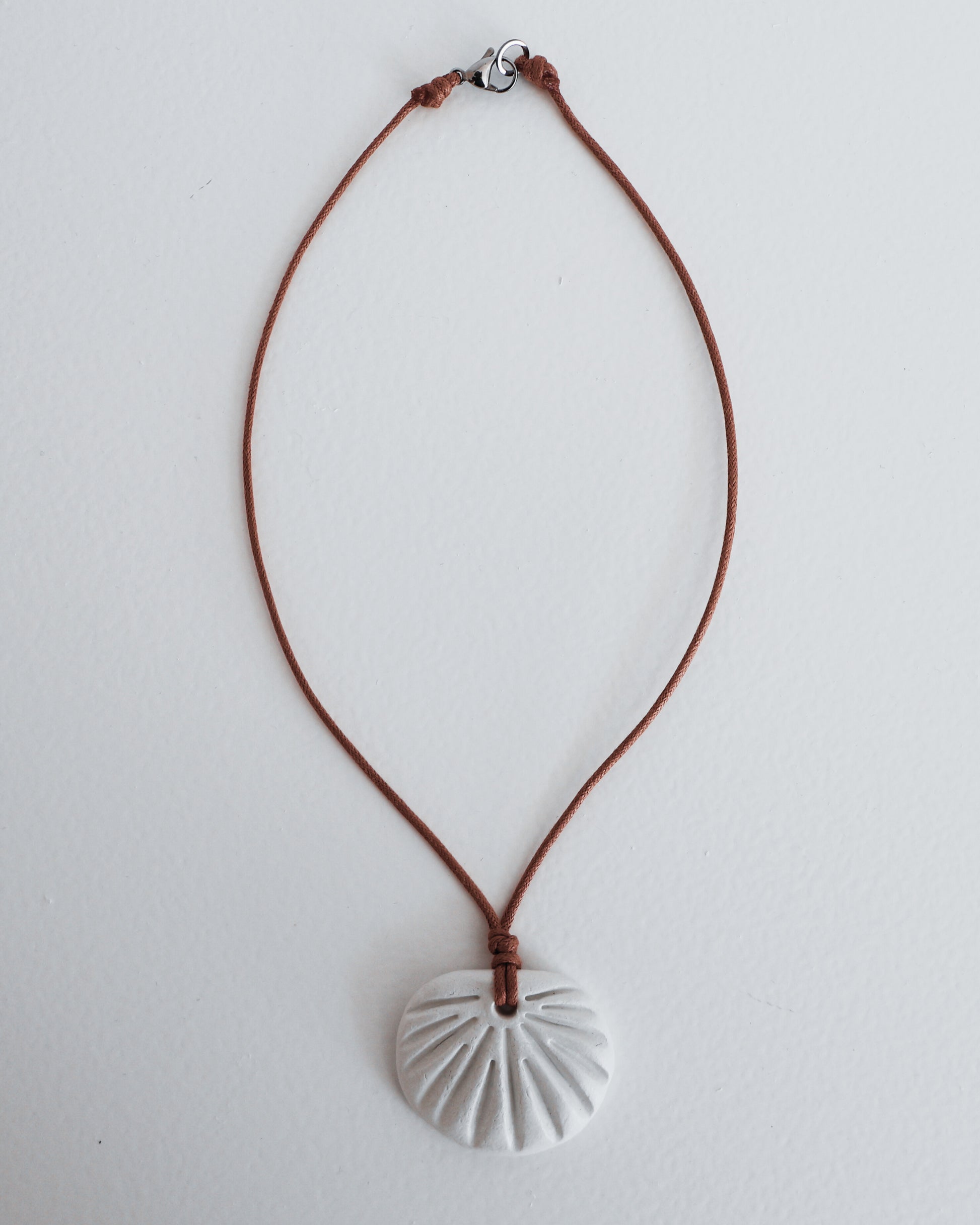 COTE kort halsband